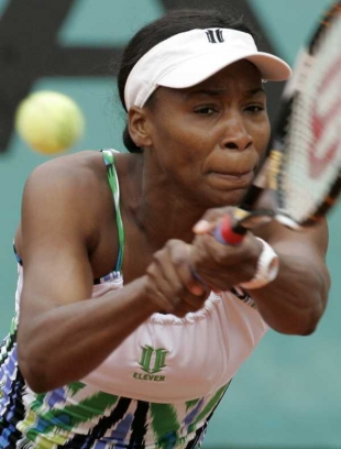 Venus Williamsov&aacute;, přemožitelka &Scaron;af&aacute;řov&eacute;.