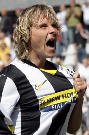 Fotbalista Pavel Nedvěd.