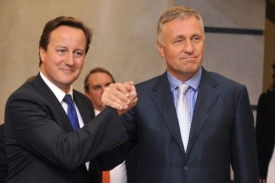 Cameron podporuje ODS před eurovolbami.