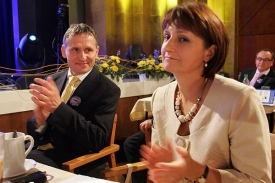 Jiř&iacute; Čunek a Michaela &Scaron;ojdrov&aacute; na sjezdu lidovců.