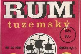 Rum za 50 Kčs, tedy za dnešních 375 Kč.