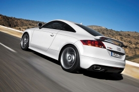 Audi TT RS se začne prodávat ještě letos.