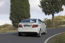 Mercedes CLC není zvlášť sportovní, dobrým kupé však je.