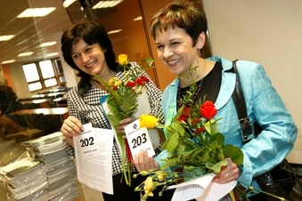 Republiková rada SZ vyloučila 8. března 2009 Zubovou a Jakubkovou. Republiková rada SZ vyloučila 8. března 2009 Zubovou a Jakubkovou.