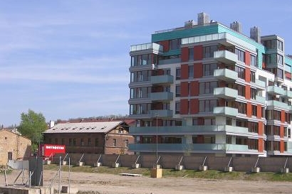Vedle nádraží patří mezi pražské brownfieldy i Rohanský ostrov. Vedle nádraží patří mezi pražské brownfieldy i Rohanský ostrov.