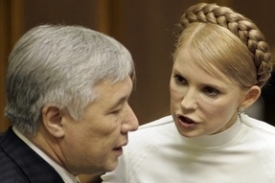 Tymošenková obvinila ministra obrany z korupce.