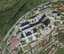 Fakultní nemocnice Motol má s heliportem značné problémy.
