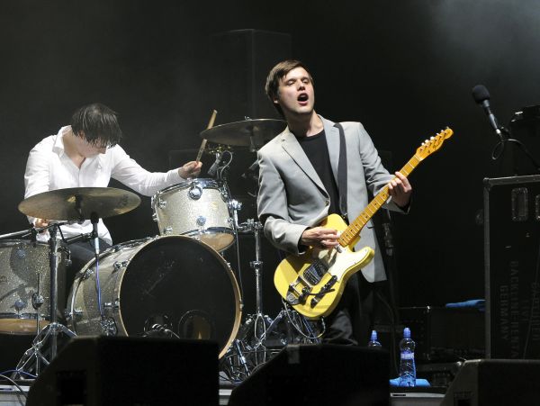 Britští White Lies jsou festivalová jistota.