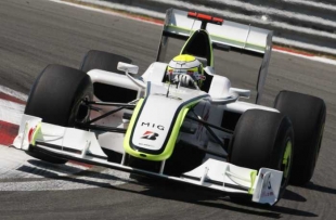 Jenson Button s monopostem stáje Brawn GP.