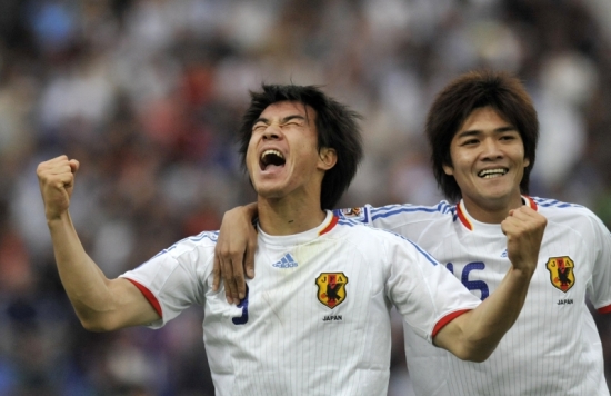 Po čtyřech letech opět jako první na světě slavili Japonci.