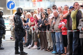 Strany se sv&yacute;mi předvolebn&iacute;mi kampaněmi postaraly o rozruch.