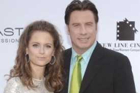 John Travolta a jeho žena Kelly Prestonov&aacute;.