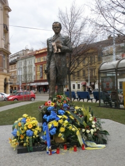 Pomn&iacute;k Tarasi &Scaron;evčenkovi na Sm&iacute;chově.