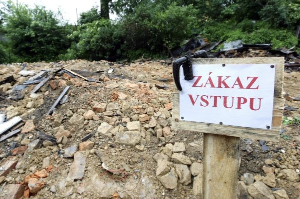 Ruiny domu ve Vítkově již byly strženy.
