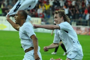 Fotbalist&eacute; Slov&aacute;cka, od středy znovu prvoligov&iacute;.