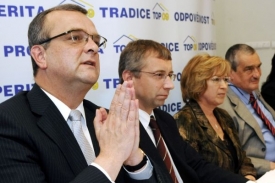 Miroslav Kalousek láká na konzervativní politiku.