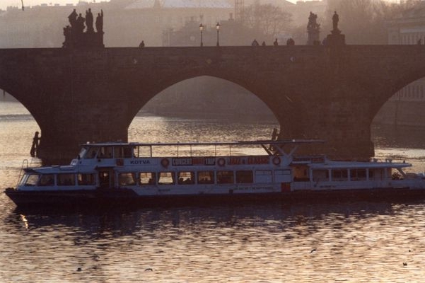 Karlův most patří k nejnavštěvovanějším českým památkám.