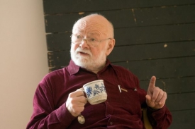 Čestné občanství Prahy 6 získal také herec Ivan Vyskočil.