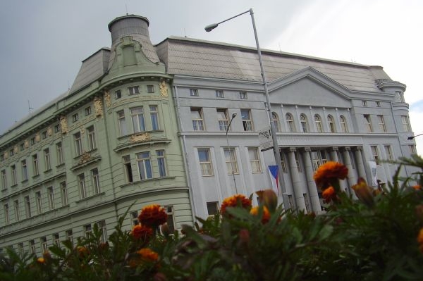 Radnice ve Frýdku-Místku. Podivná rozhodnutí za fasádou krásy.   