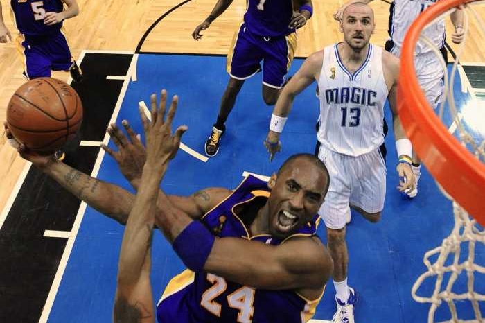 Kobe Bryant, hvězda basketbalistů Los Angeles Lakers.