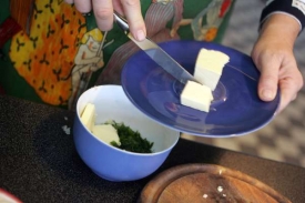 Máslo, nebo margarín?