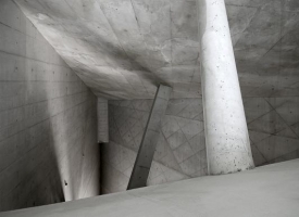 Casa da Música v Portu od architekta Rema Koolhaase.