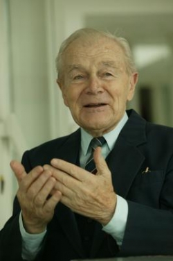 Herec Radovan Lukavsk&yacute;.