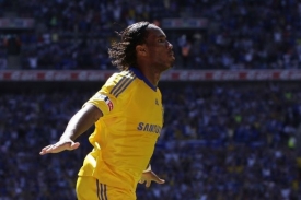 Útočník londýnské Chelsea Didier Drogba dostal stop na čtyři utkání.. Útočník londýnské Chelsea Didier Drogba dostal stop na čtyři utkání..