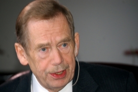 Václav Havel 3. června při převzetí ceny v Polsku.