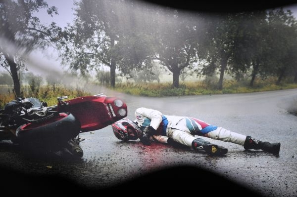 Syn Cyrila Svobody údajně boural na motorce. (Ilustrační foto)