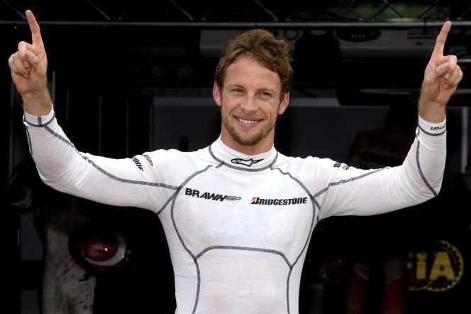 Jenson Button, aktuální lídr pořadí šampionátu formule 1. 