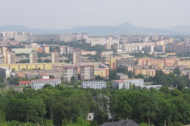 Zvýhodněné půjčky na bydlení obyvatele Mostu nelákají.