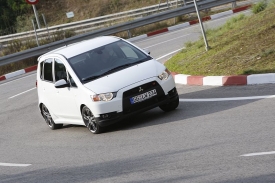 Mitsubishi Colt Ralliart má pod kapotou 150 koní.