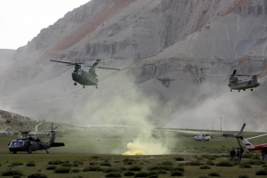Americké helikoptéry na severozápadě Afghánistánu.