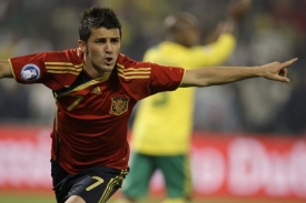 David Villa se raduje ze vstřelené branky.
