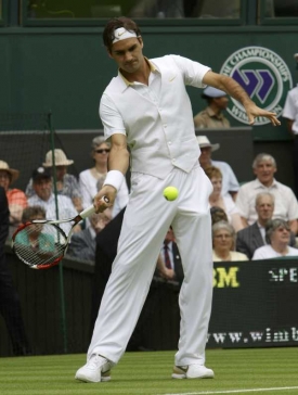 Roger Federer postoupil do druhého kola. Roger Federer postoupil do druhého kola.