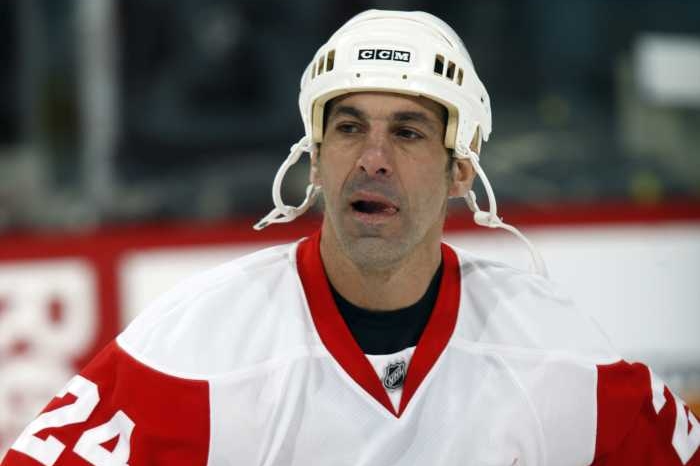 Chris Chelios, hokejový obránce.