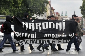 Rozbít knižní scénu neonacistů bude pro policii obtížné.