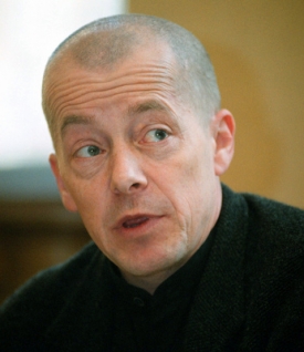 Petr Nedoma ředitelem Galerie Rudolfinum zůst&aacute;v&aacute;. Zat&iacute;m do konce roku.