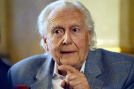 Britský dramatik Georg Whyte.