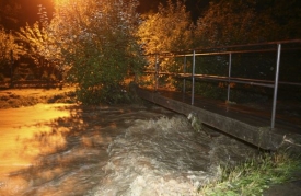 Velká voda nejprve udeřila na Vsetínsku.