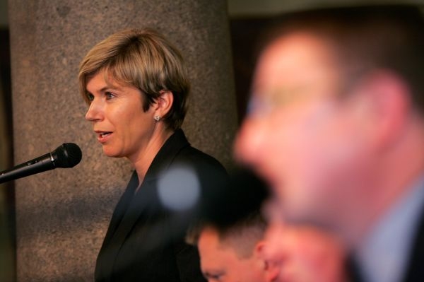 Kateřina Neumannová vysvětluje, jak je to s hospodařením šampionátu.