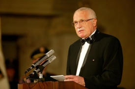 Prezident Václav Klaus už není tak oblíbený, jako v roce 2003.