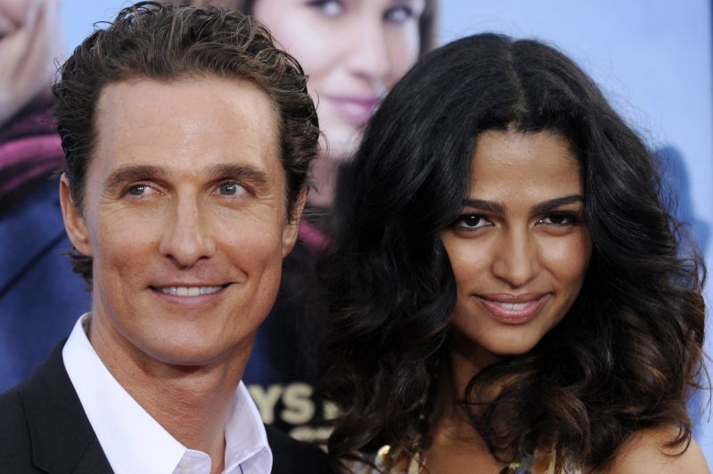 Matthew McConaughey a jeho brazilská přítelkyně Camilla Alvesová. 