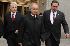 Madoff zpronevěřil 65 miliard dolarů.