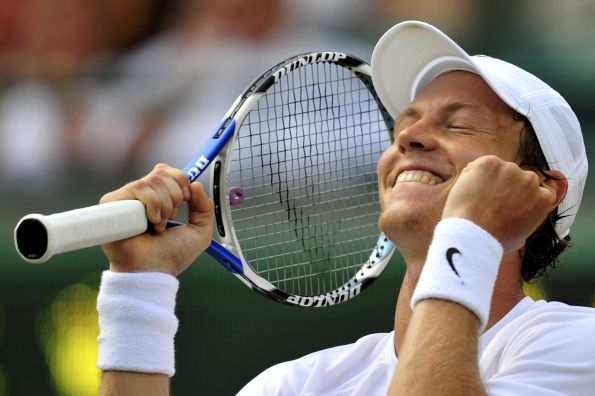Tomáš Berdych má důvod k radosti. Postoupil do osmifinále.