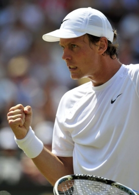 Berdych s přehledem porazil Rusa Davyděnka.