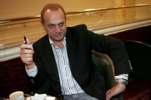 Hráčský agent Pavel Zíka.