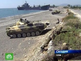 Man&eacute;vry Kavkaz 2009 (z&aacute;běr z rusk&eacute; televize NTV).