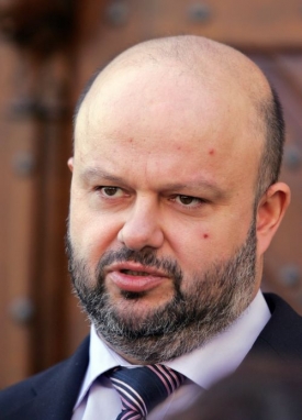 Pecina vyměnil křeslo šéfa ÚOHS za ministerský post.